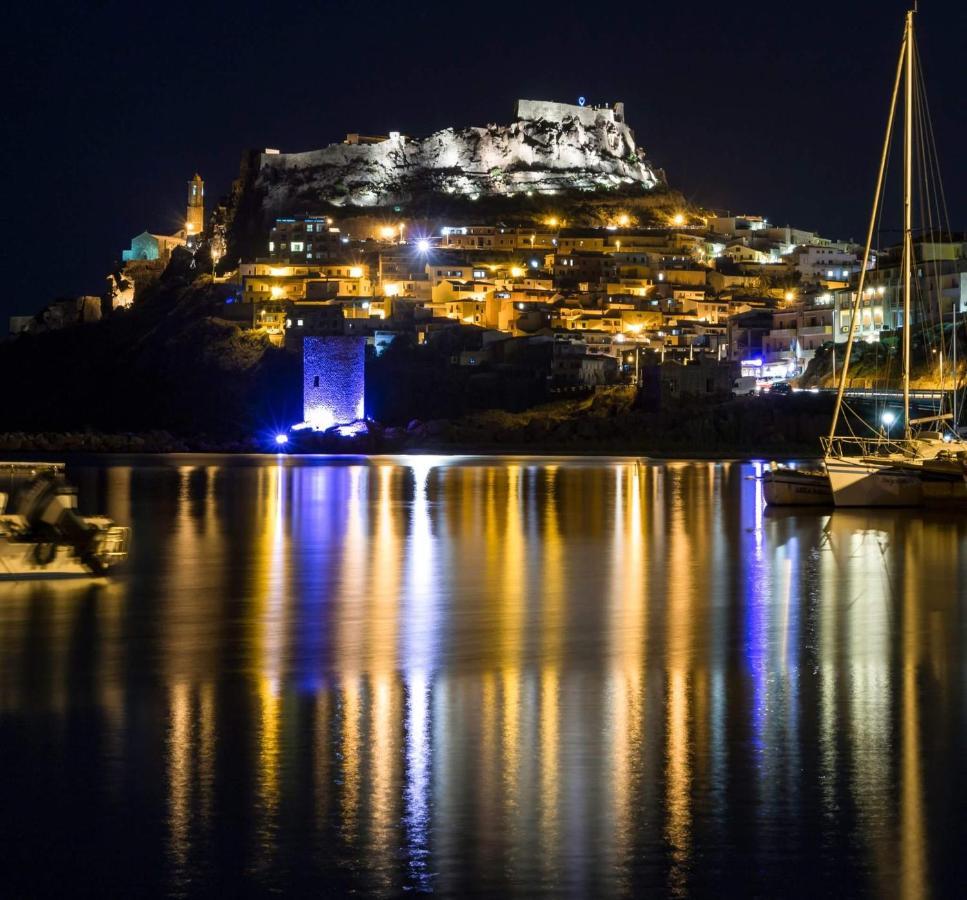 La Casa Di Mannazzotta 1 Bed and Breakfast Castelsardo Exteriör bild